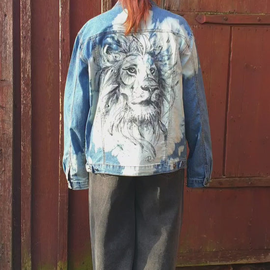 The King of the clouds Hele Artwear painted jacket model
